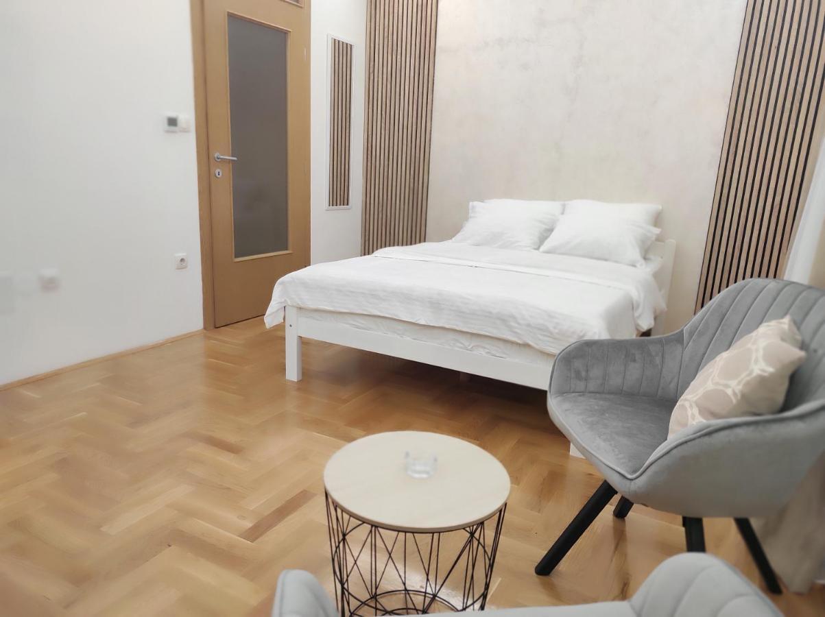 Studio Apartman Lukavica Sarajevo Exterior photo